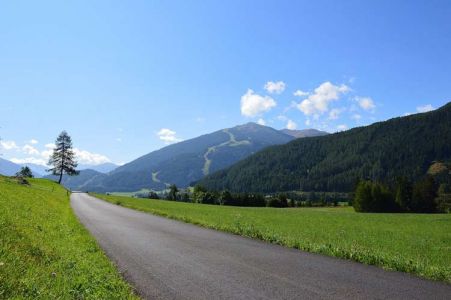 Wandelroute richting Matrei am Brenner. Wandelroute richting Matrei am Brenner.
